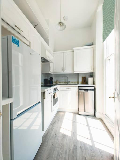 New Marylebone Gem/One Bedroom Лондон Екстер'єр фото
