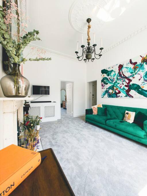 New Marylebone Gem/One Bedroom Лондон Екстер'єр фото